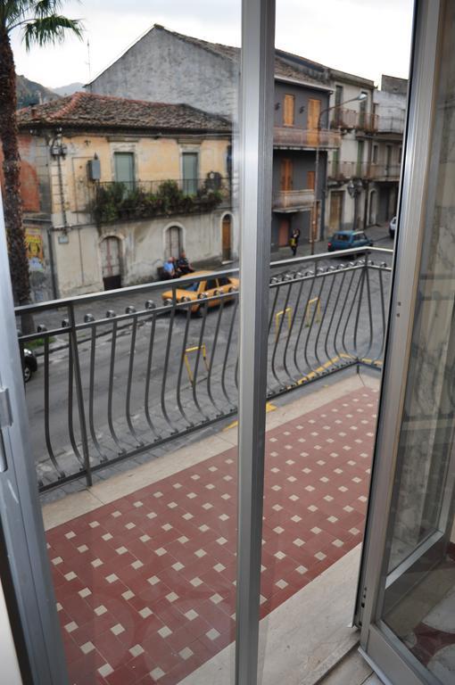 Casa Catena Francavilla di Sicilia Oda fotoğraf